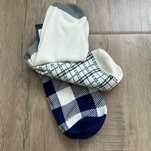 GAP 3 Pairs Women’s Ankle Socks one size NWT